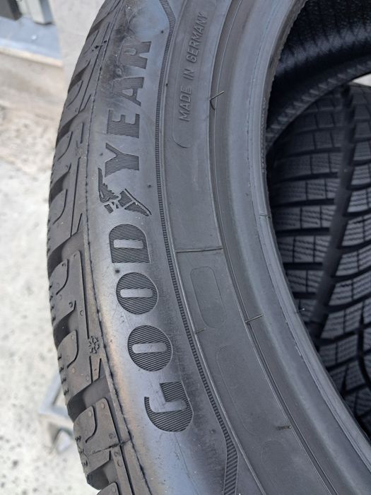 Резина зимова 99%, 225/50 R17 Good Year Ultra Grip Perfomance+ (14822)