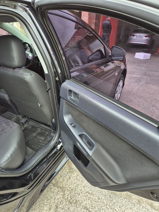 Продам Mitsubishi Lancer