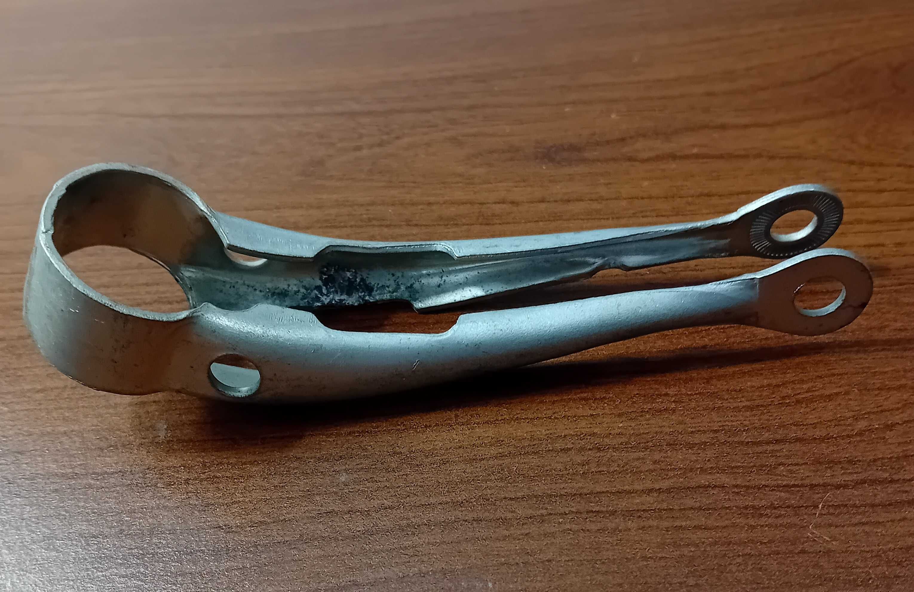 Uchwyt lampy rowerowej przedniej RETRO.