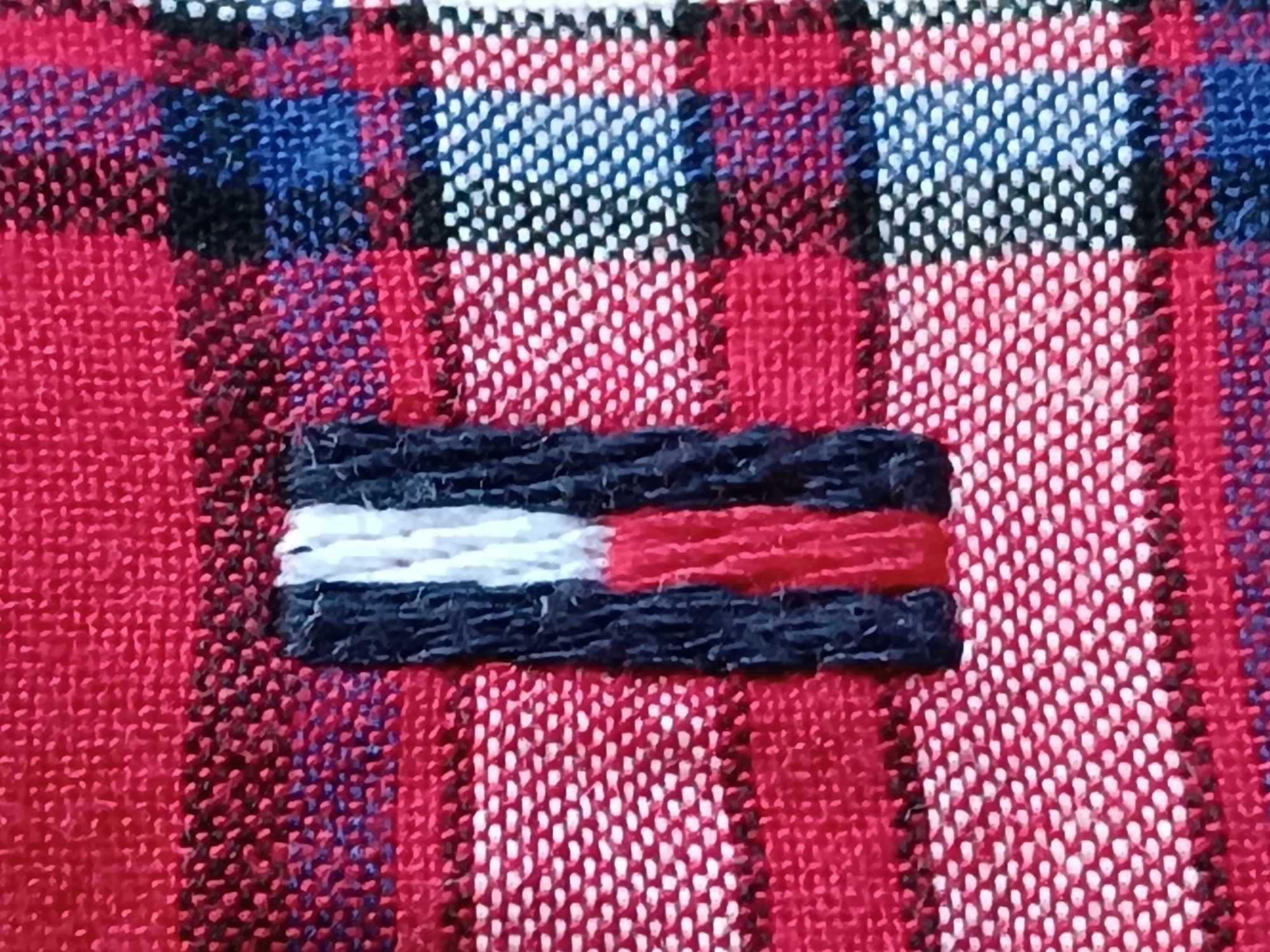 Piekna koszula uniseks 100% bawełna, krata logo -S/M - Tommy Hilfiger.