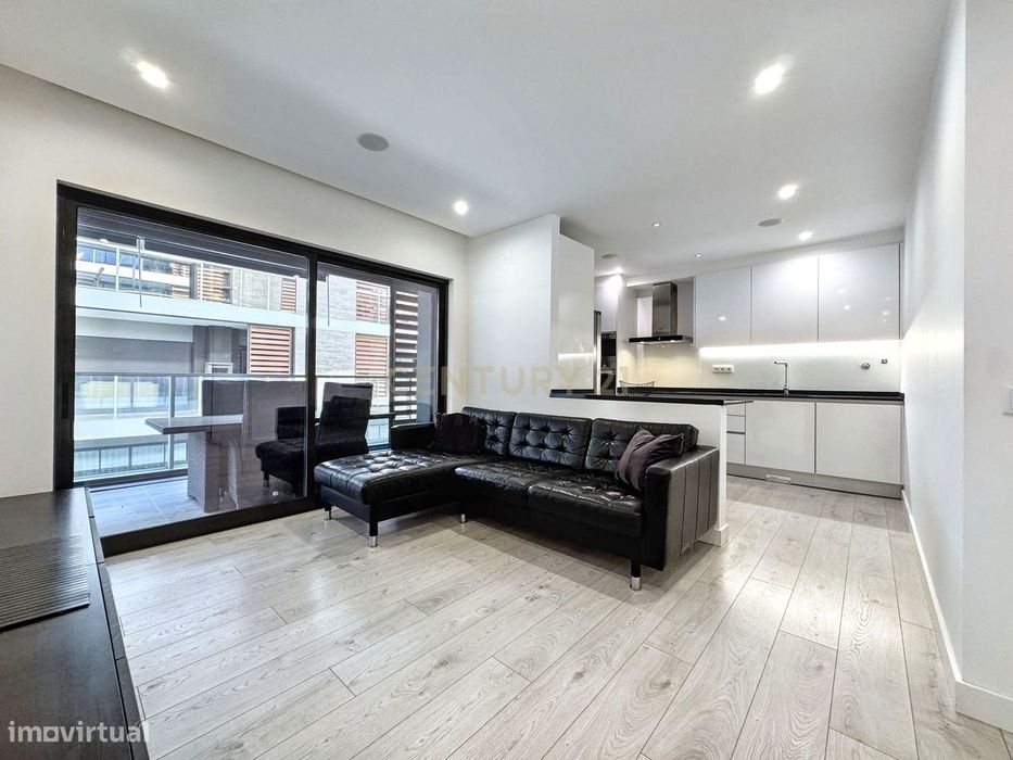 Apartamento T3 | Arrendamento Faro | Condomínio Privado | Piscina | Es