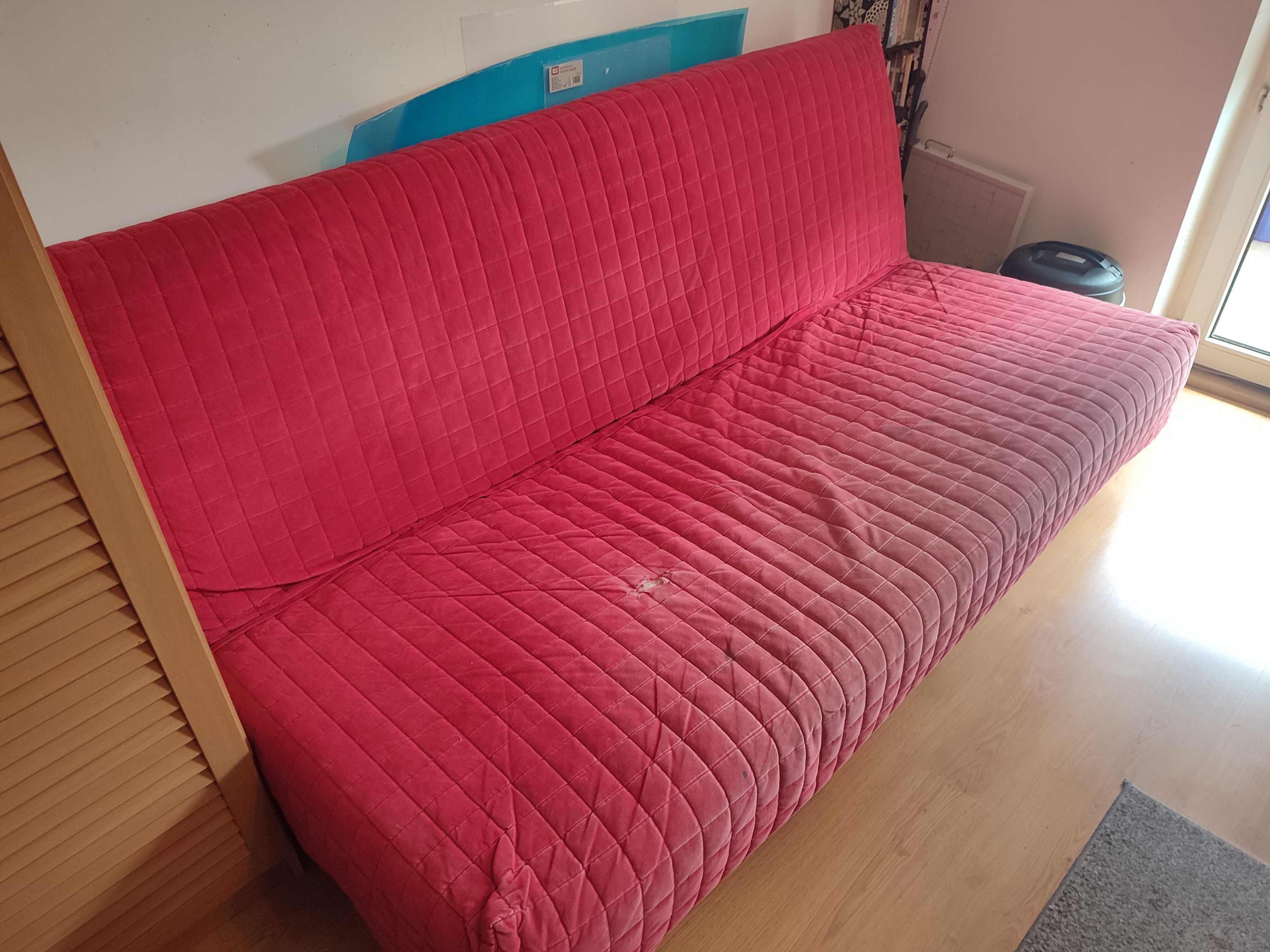 Sofa rozkładana IKEA Beddinge 140 x 200 z pojemnikiem na pościel.