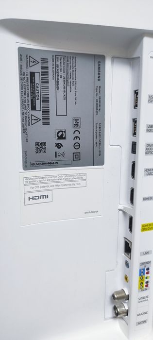 Изогнутый телевизор Samsung 49", Wi-Fi, 4K