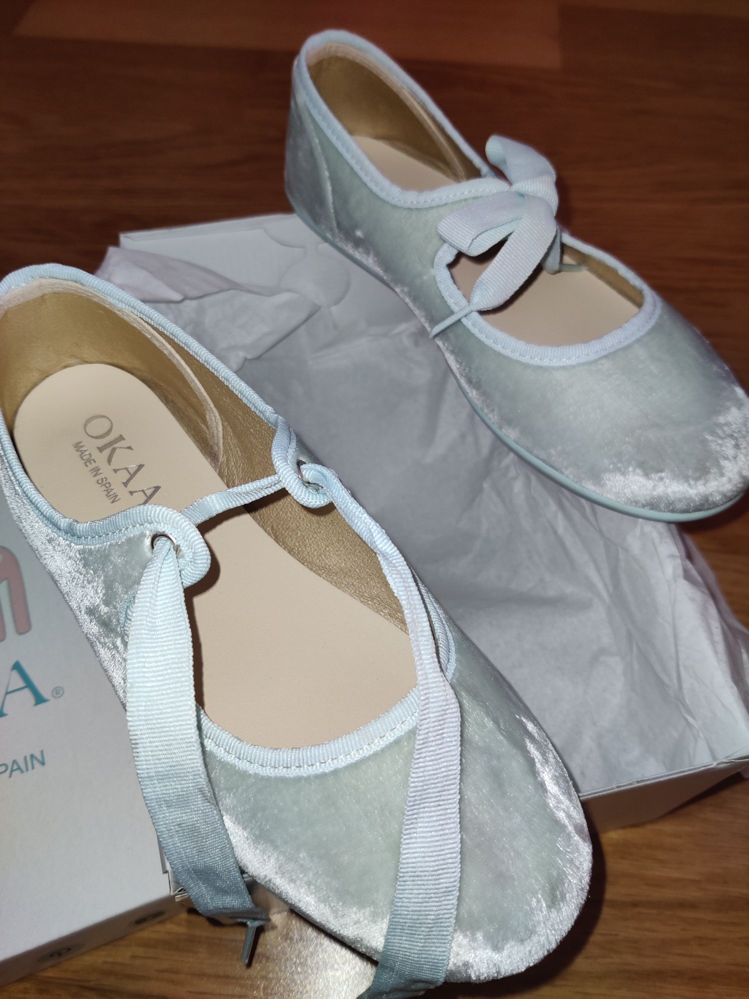 Sapatilhas ballet verde água de veludo. Tamanho 34. Usadas 1 vez.