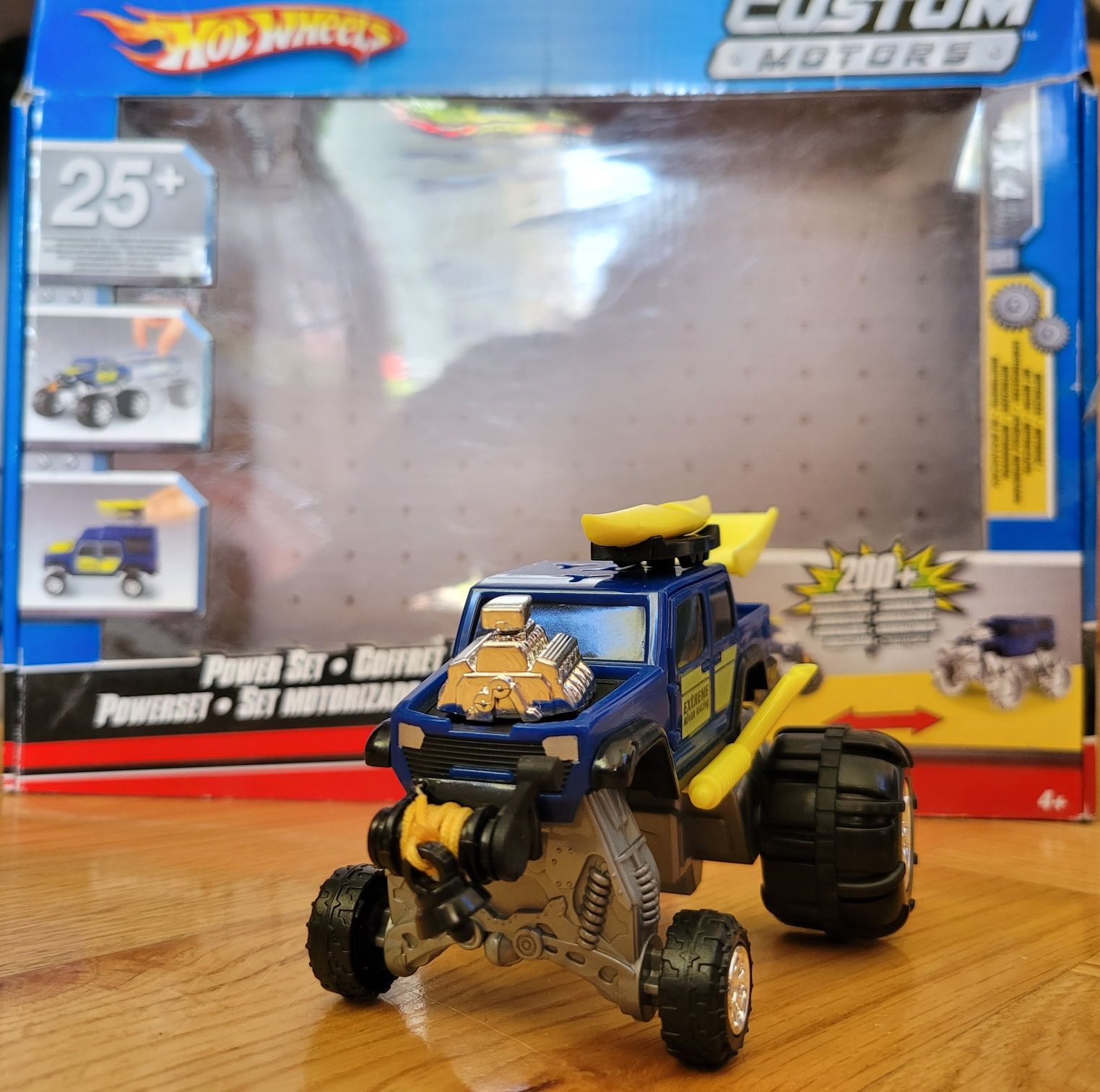 Mattel Hot Wheels Custom Motors - 4X4