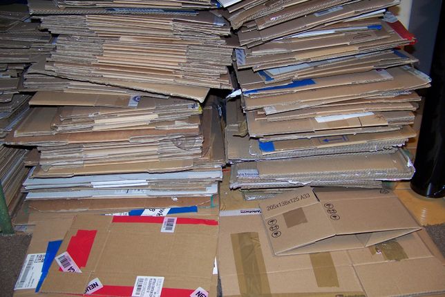 Używane kartony klapowe pudełka do pakowania wysyłek małe średnie