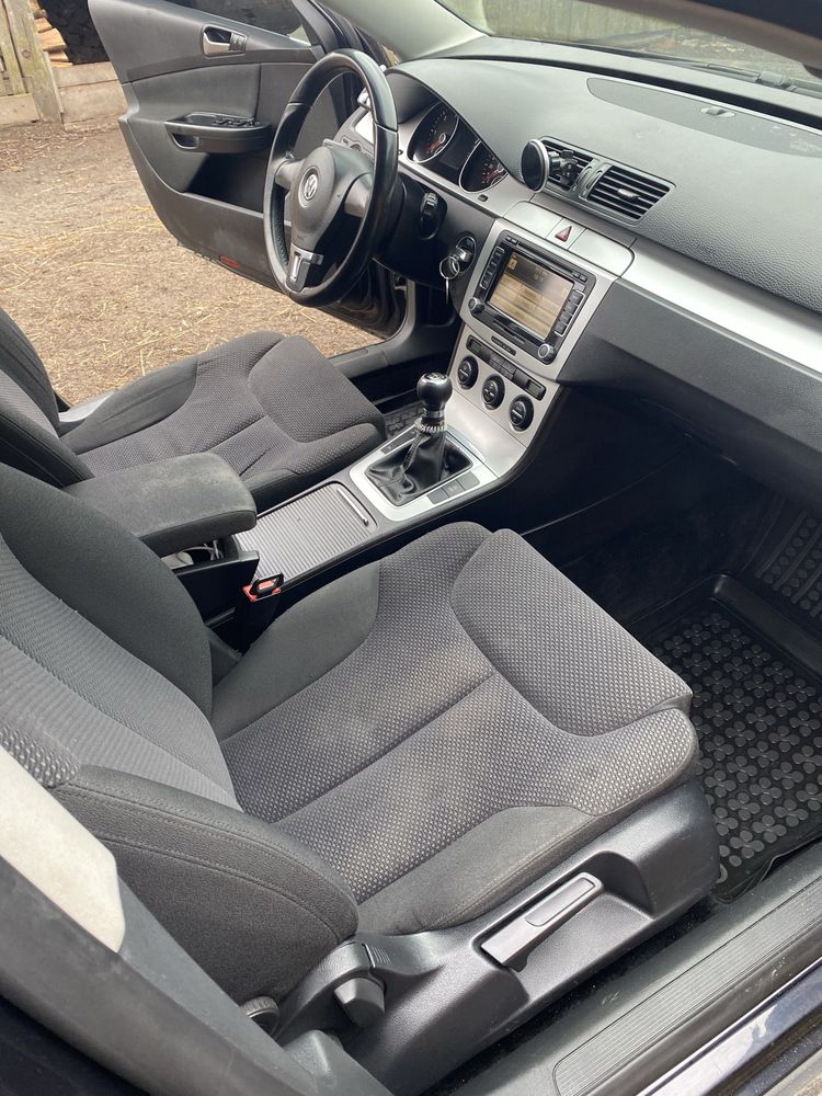 Volkswagen Passat B6 / Пасат Б6/ Універсал