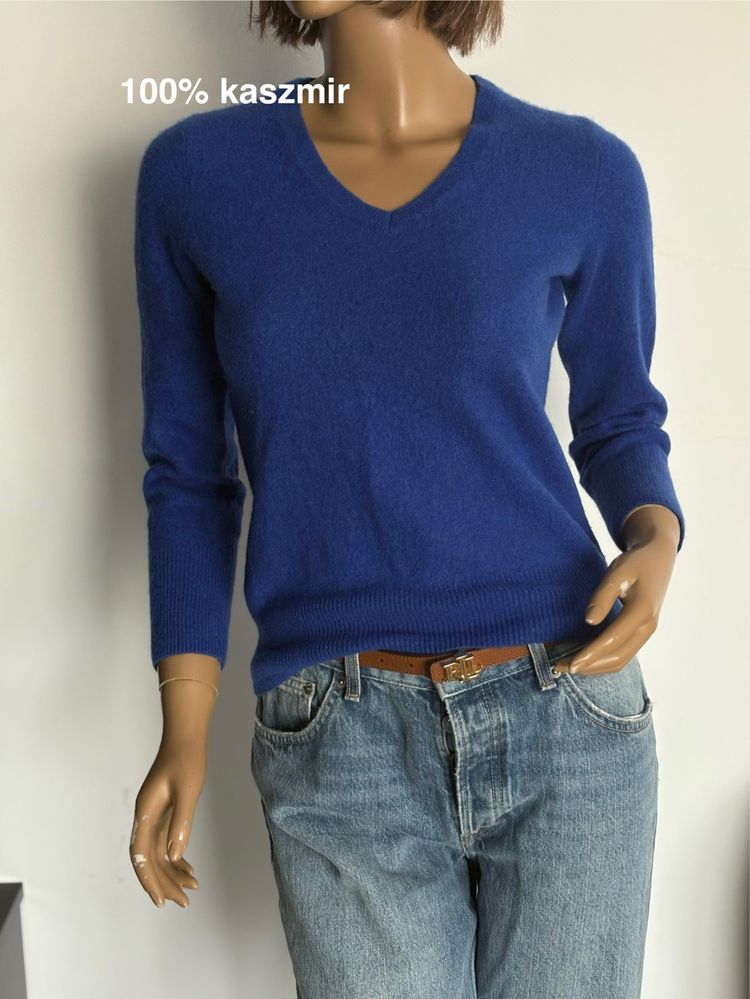 Sweter kaszmiorwy chabrowy dekolt v S