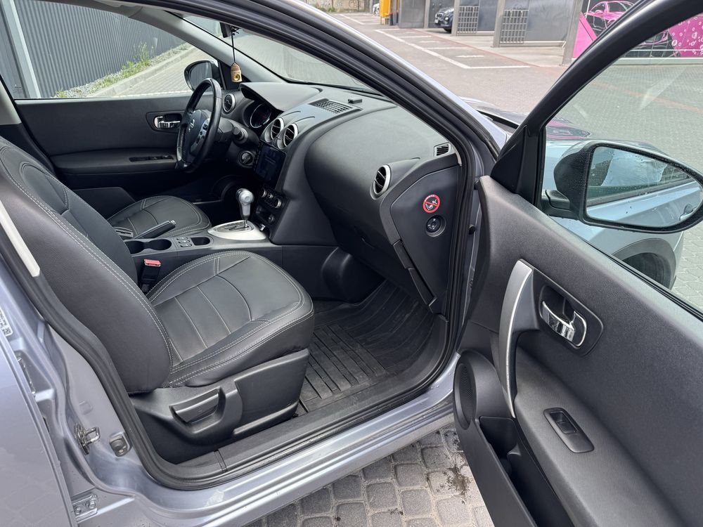 Nissan Qashqai J 10