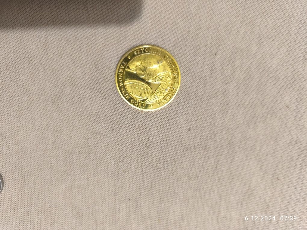 Pilnie sprzedam medal widoczny na zdjęciu