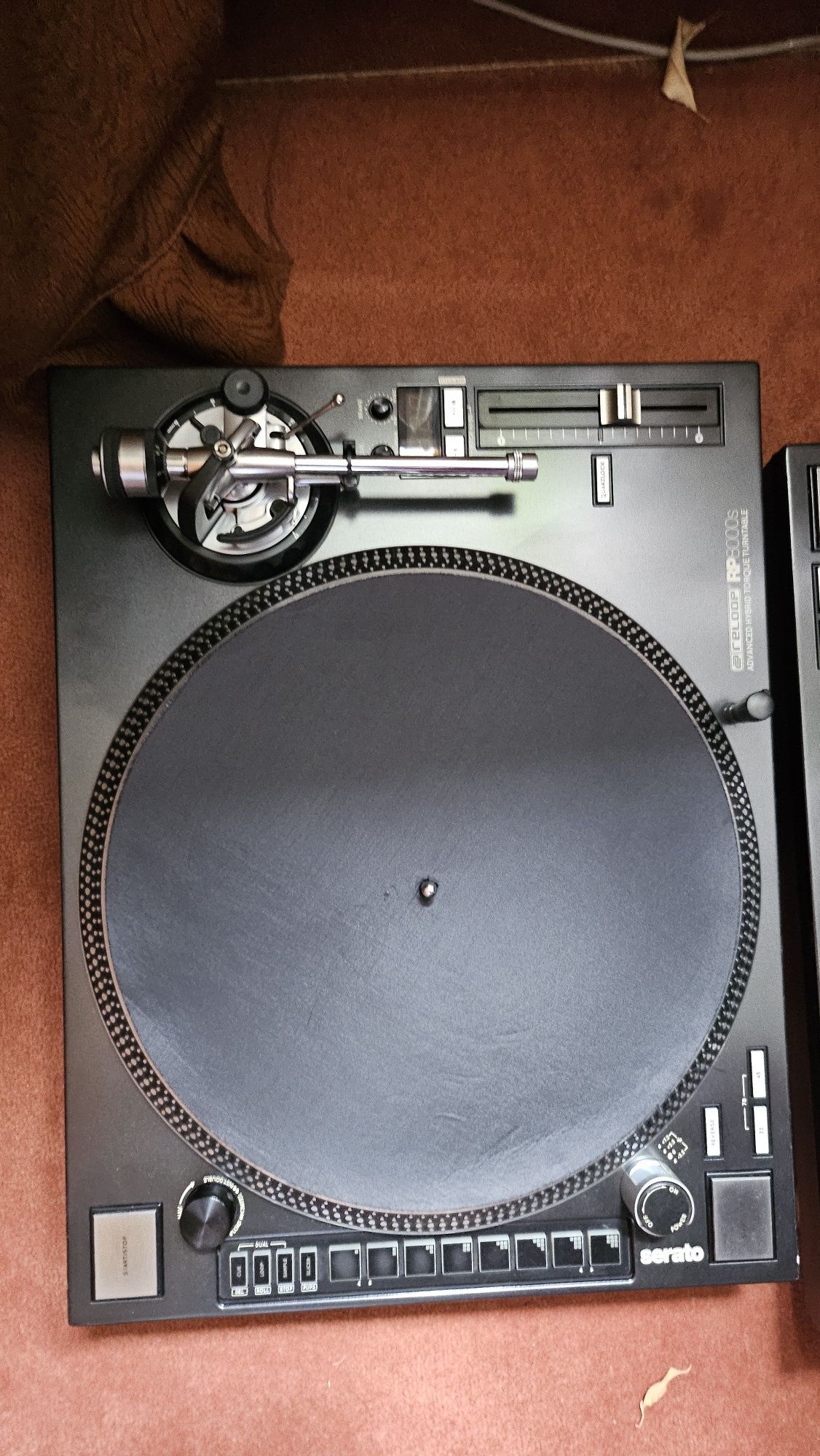 Dwa gramofony Reloop rp8000 mk1 str8 proste ramię gramofon dj midi
