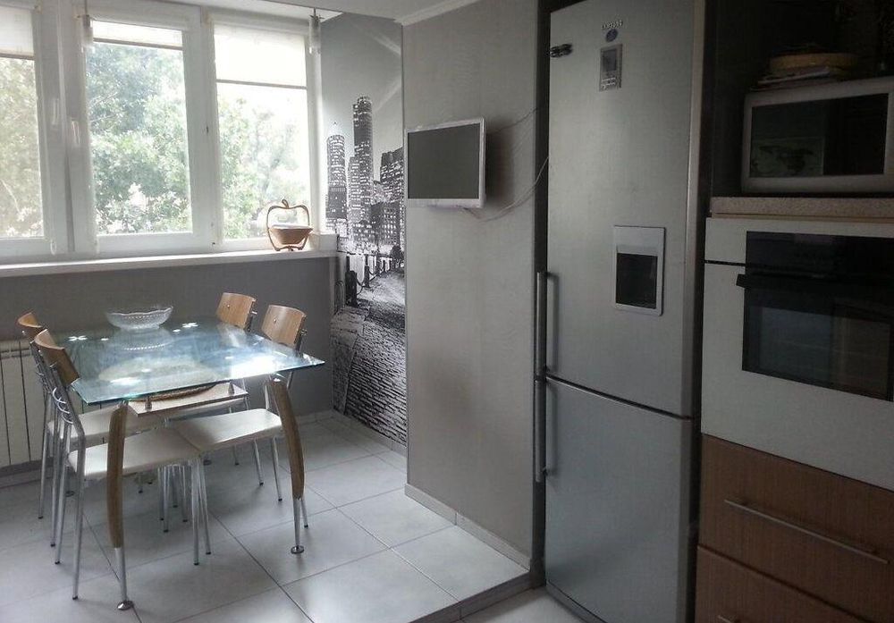 Продам 2-кімнатну квартиру, вул. Ніжинська, Караваєві Дачі.OV