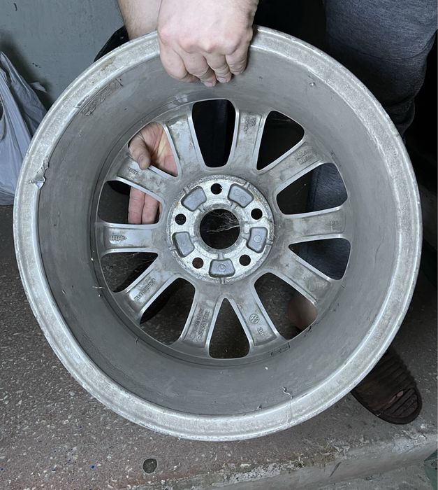 Диск литой на Джету 6 R16