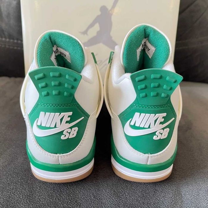 buty Espadryle Jordan 4 Retro SB PineGreen Espadryle R.38