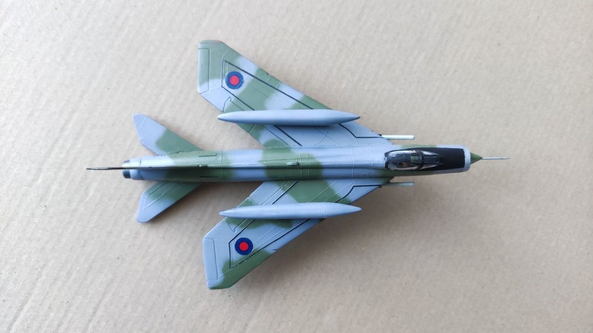 Сборная модель самолета 1:72 BAC Lightning F MK.6