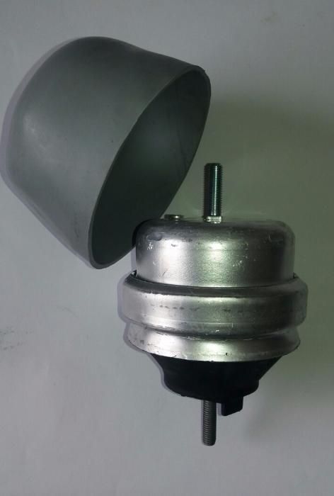 Подушка двигуна коробки опора Audi A4 A6 VW Passat Ауди ауді 2.5 1.9