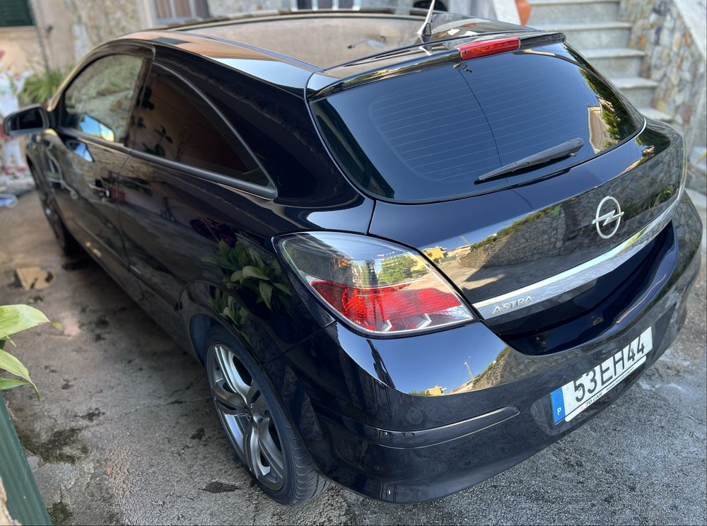 Opel Astra GTC 1.7 sport van 125cv