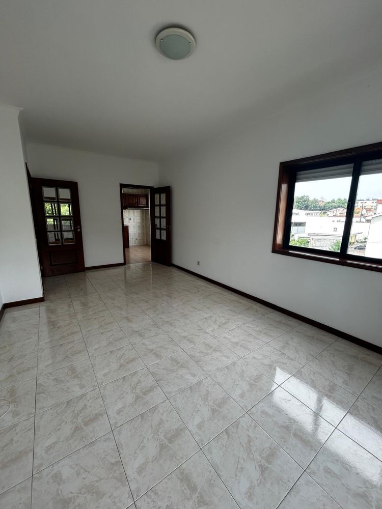 T2 para arrendar em Felgueiras – com garagem fechada