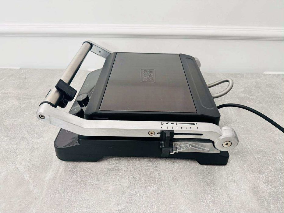 Grill elektryczny Black+Decker