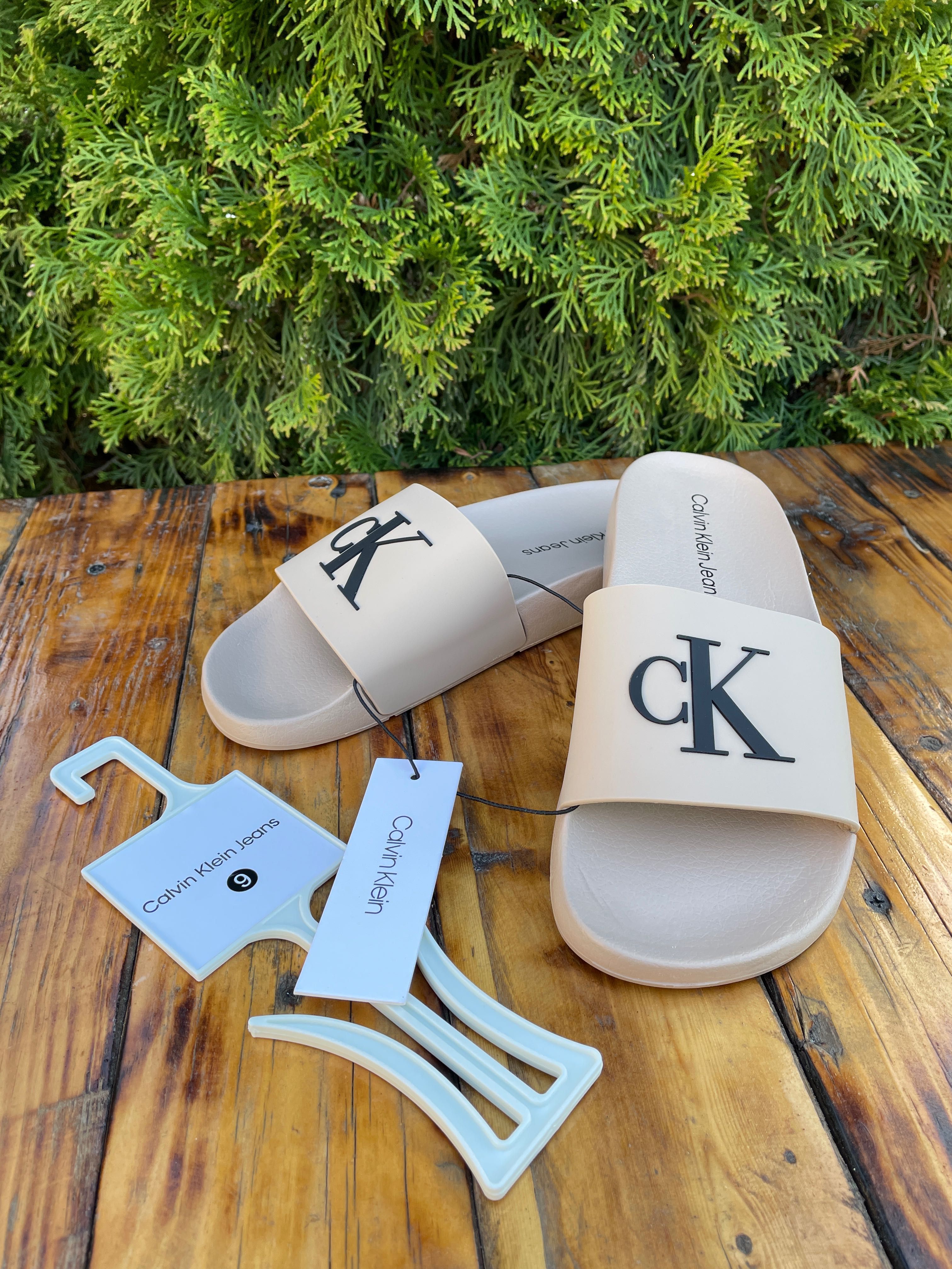 Новые шлепанцы calvin klein (ck slide sandal)с америки 9US - 27cm