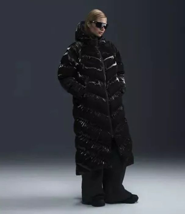 Пуховик пальто женский Nike W Nsw Tf Os Shn Snfl Wnpfr Pka