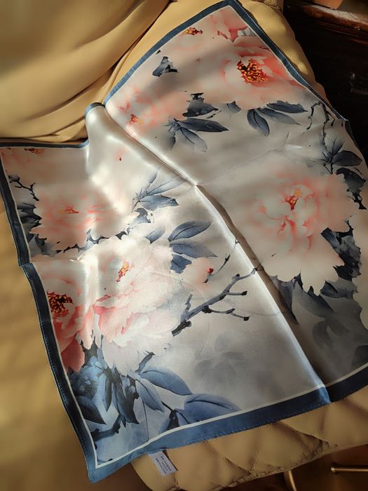 100% jedwabna apaszka