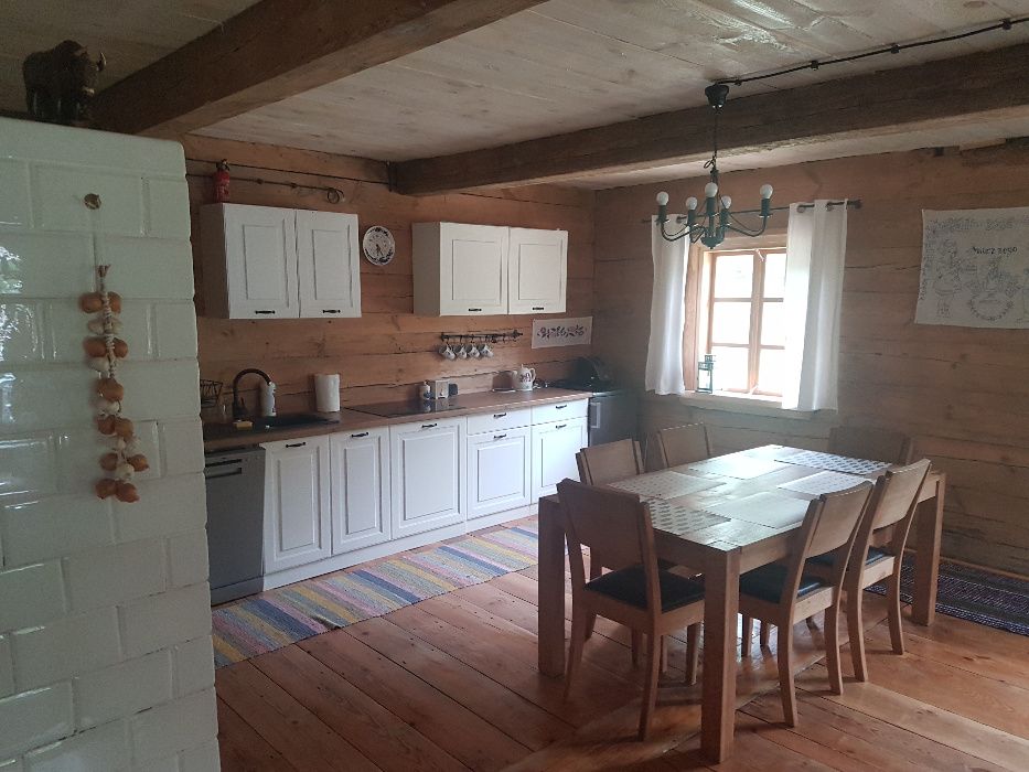 Białowieża. Dom z bali na wyłączność. Duża działka. Klima. Faktura.