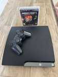 PlayStation 3 z gra Minecraft