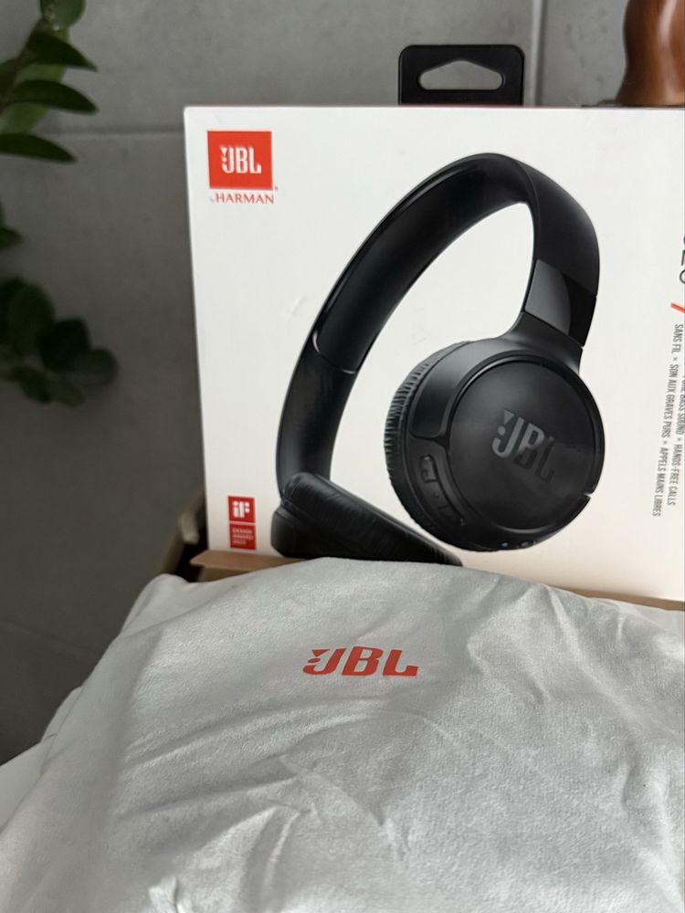 Słuchawki JBL TUNE 520BT