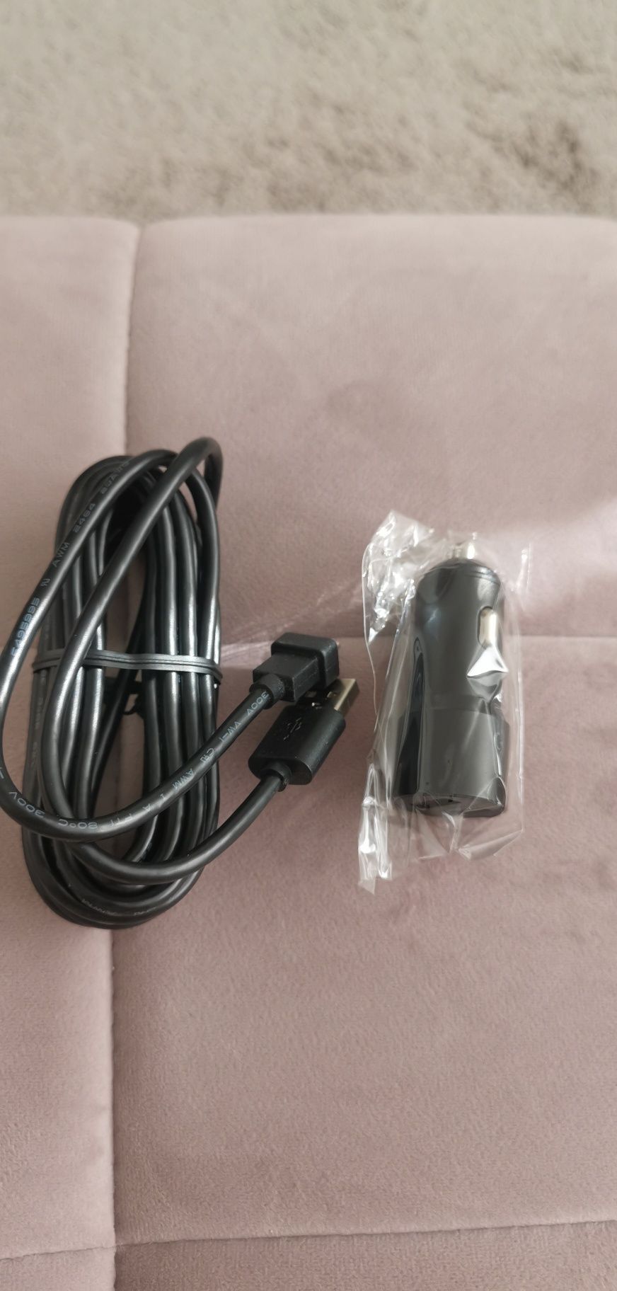 Zasilacz samochodowy Viofo na 2 wejścia USB