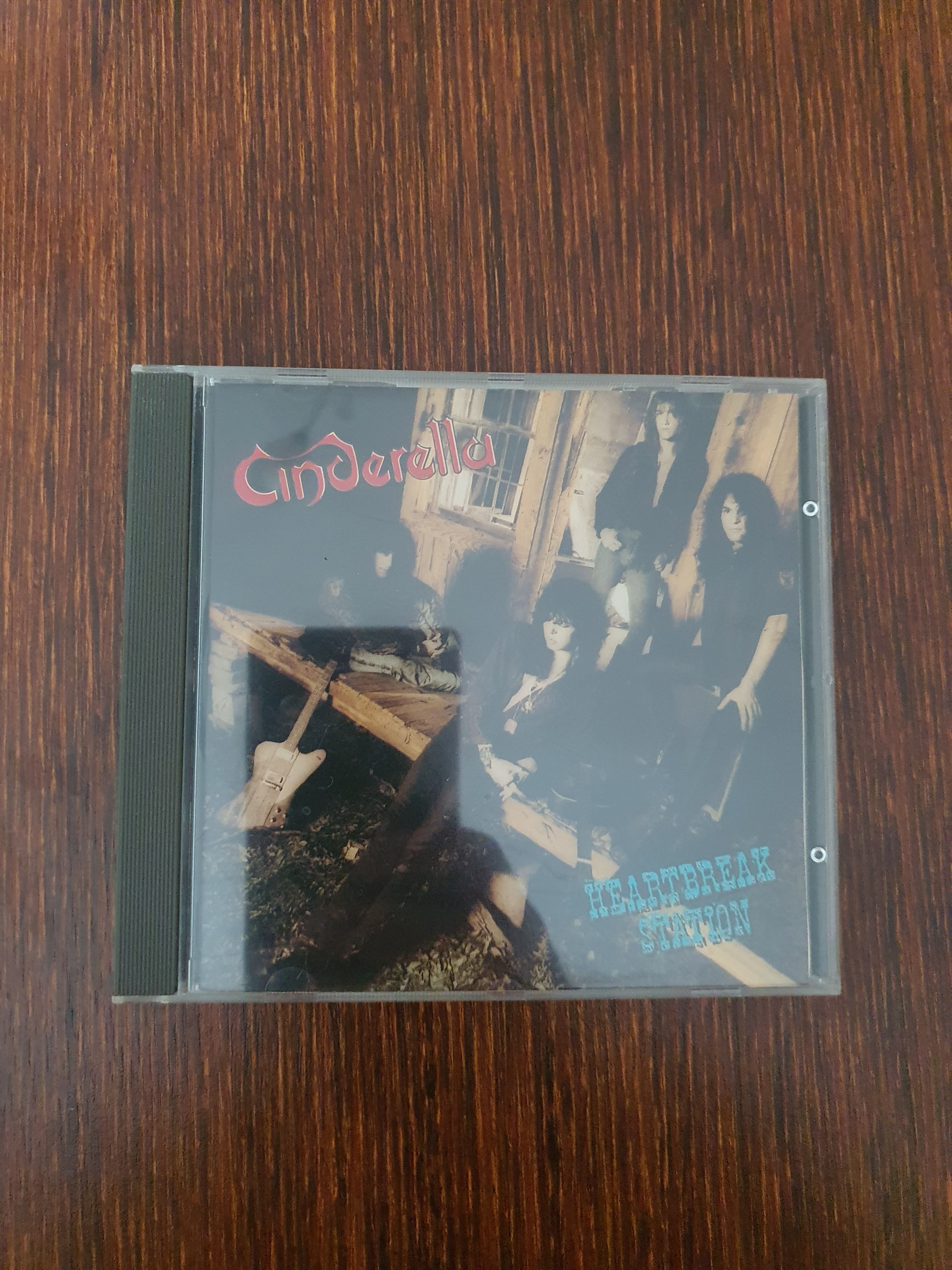Heartbreak Station Cinderella CD