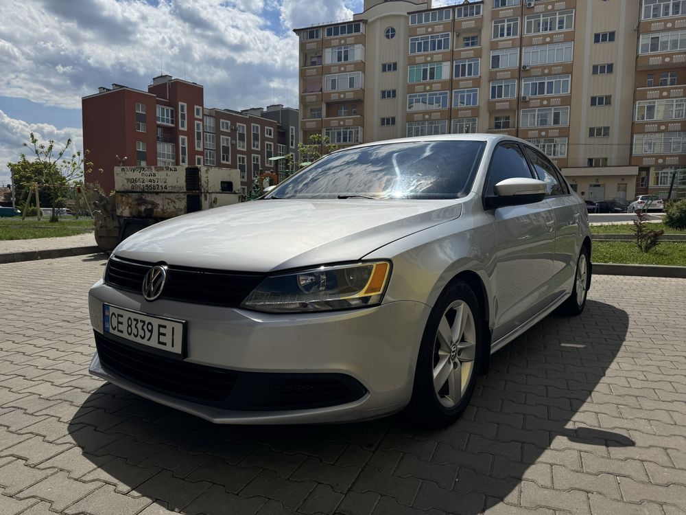 Продаж VW jetta 2.0 дизель автомат 2011 рік
