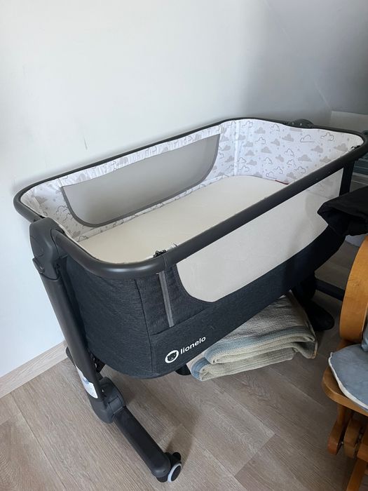 Łóżeczko niemowlęce, dostawka