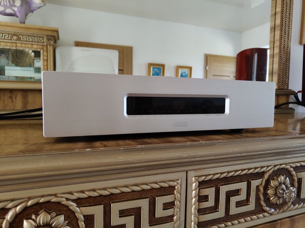 Piękny Wzmacniacz Integra 100watt Lindemann Amp 4.99