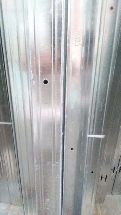 Профиль новый 50мм на 50мм , длина 3м