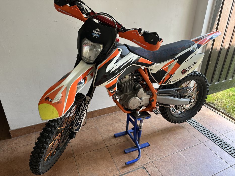 Diabolini 250  xmotos kayo asix