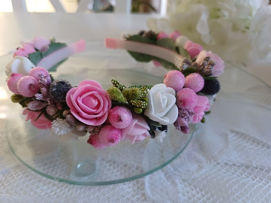 Квітковий обруч ручної роботи