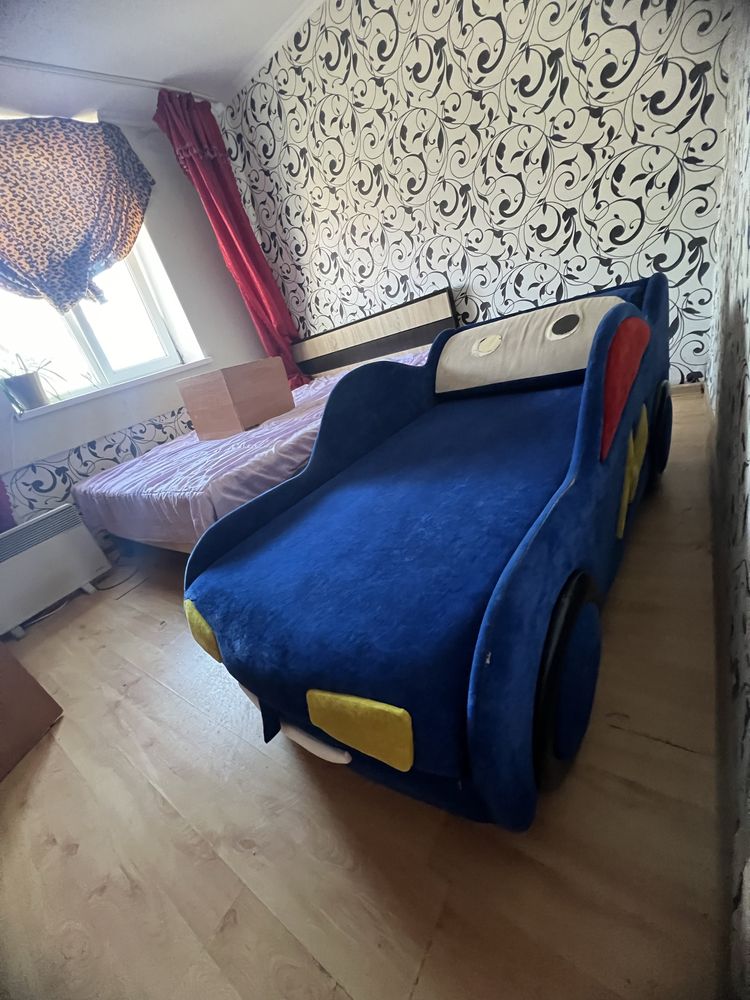 Кровать диван детский машина маквин