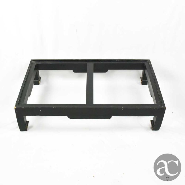 Baú em laca Chinesa pintado à mão, com estrado em madeira