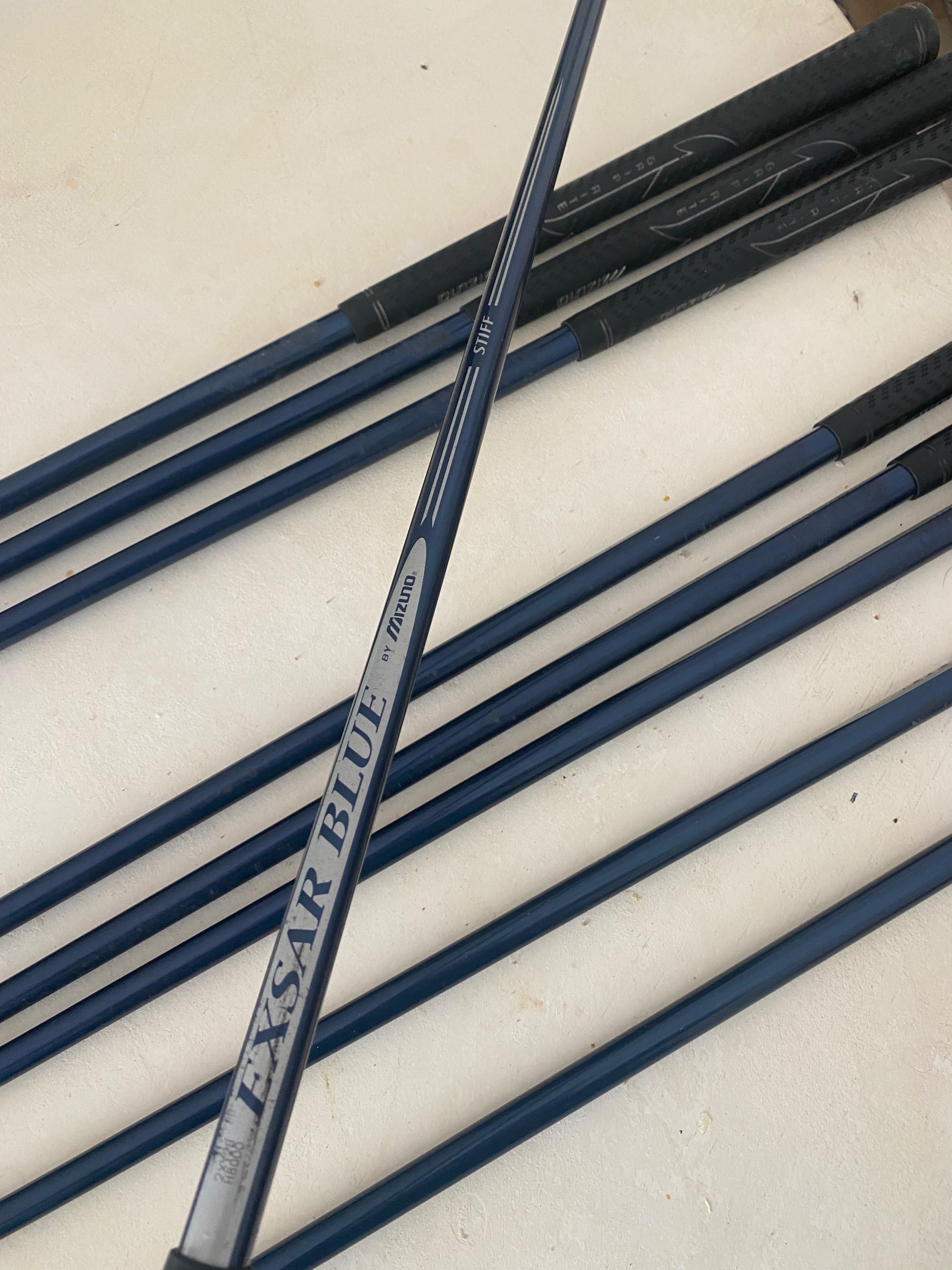 Iron set Mizuno MX-20 ( T-Zoid ) grain flow forged .
