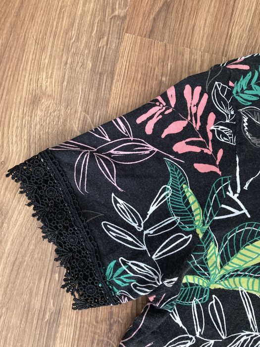 Лот 2 жіночих футболок батального розміру 58-60