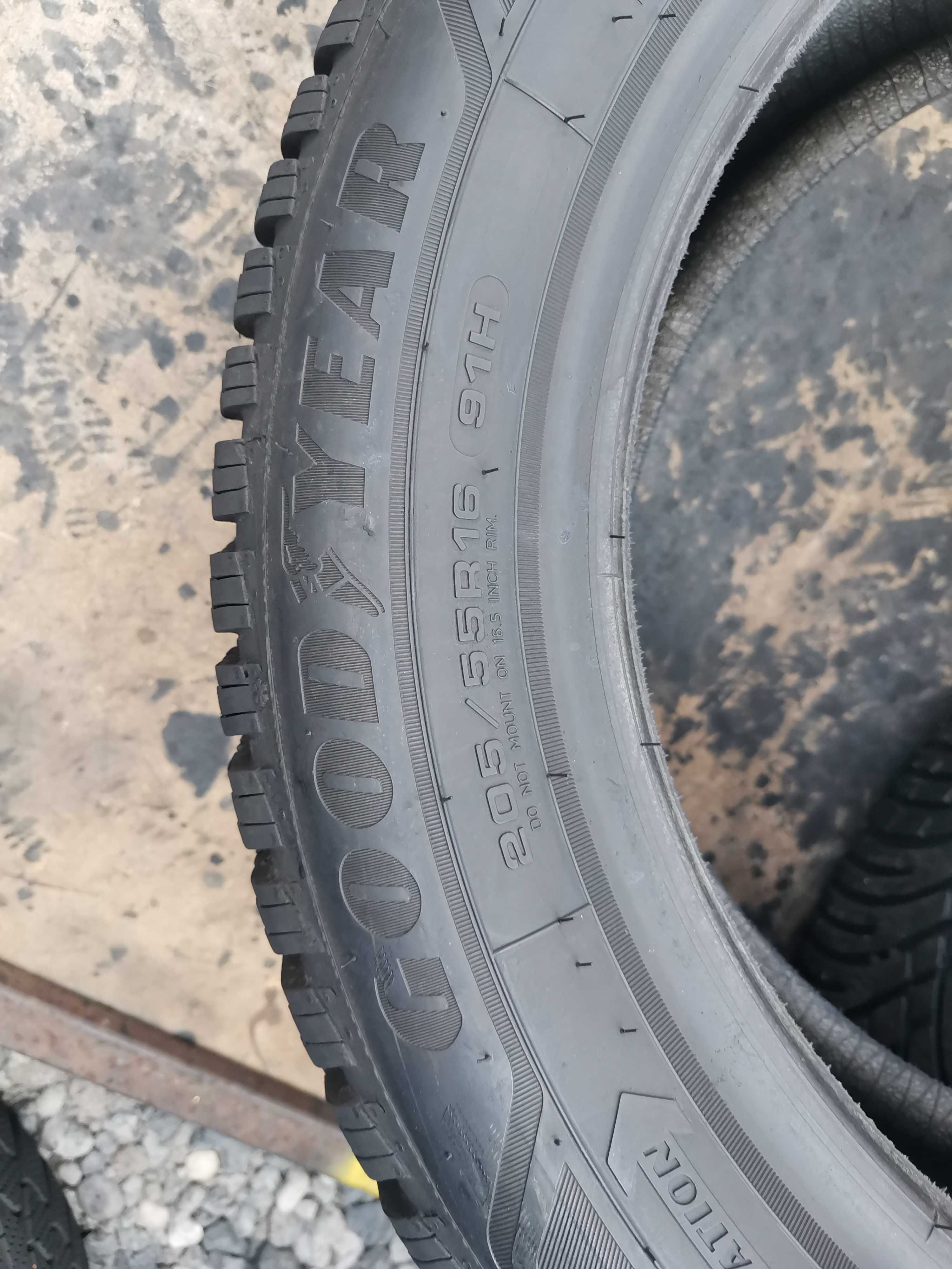 zima Goodyear 205/55/16 z 2022r 8mm 2szt