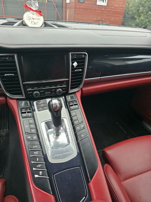 Porsche Panamera 4 Limited Edition