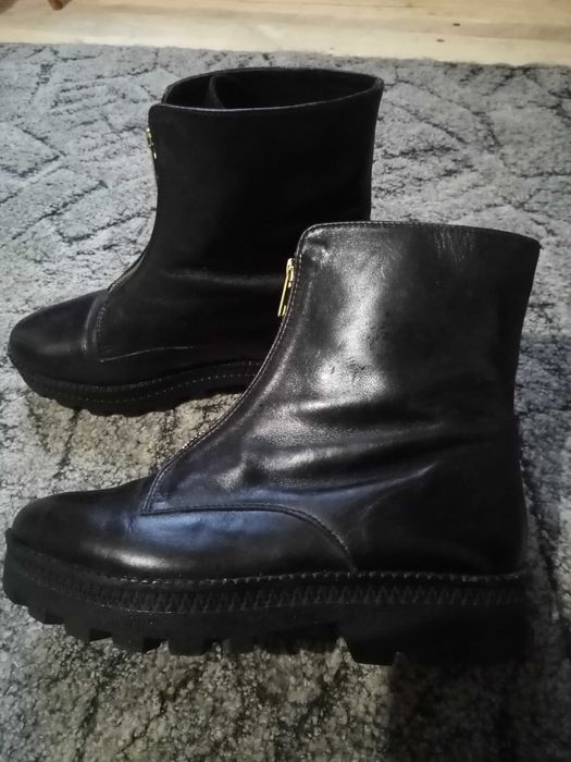 Черевики. Ботинки