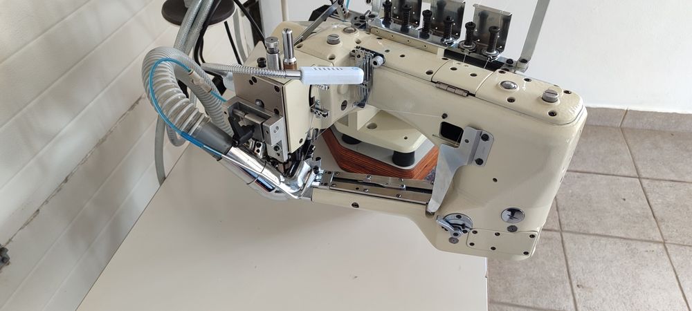 Maquina costura flatlock com alteração para malhete motor Efka dc 1500