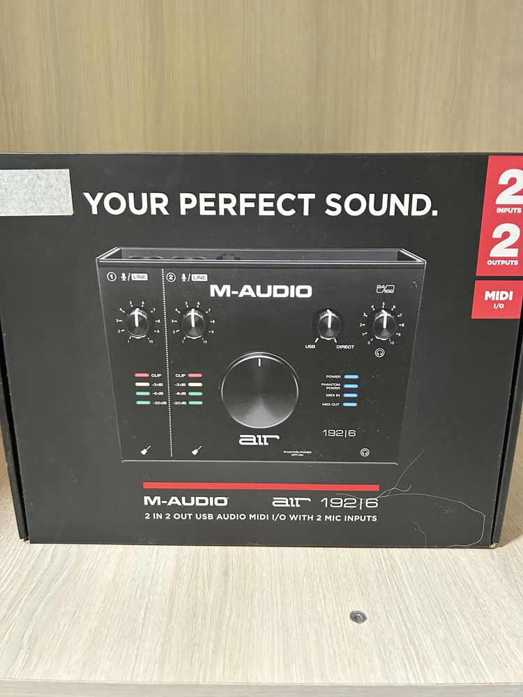Аудіоінтерфейс M-Audio 192/6+навушники