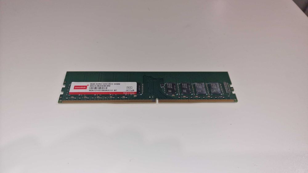 Pamięć RAM 8GB 3200 MHz