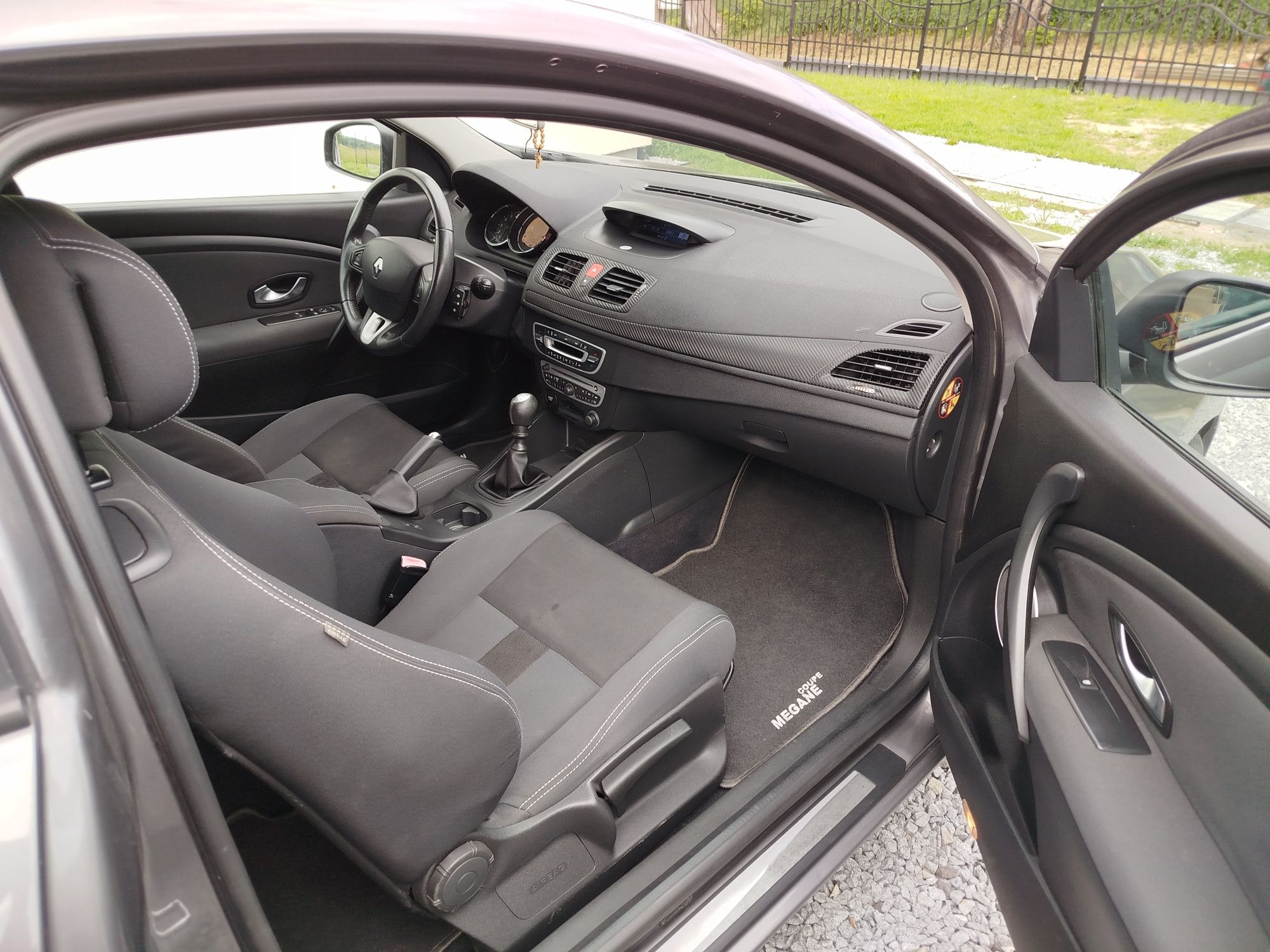 Renault Megane III coupe