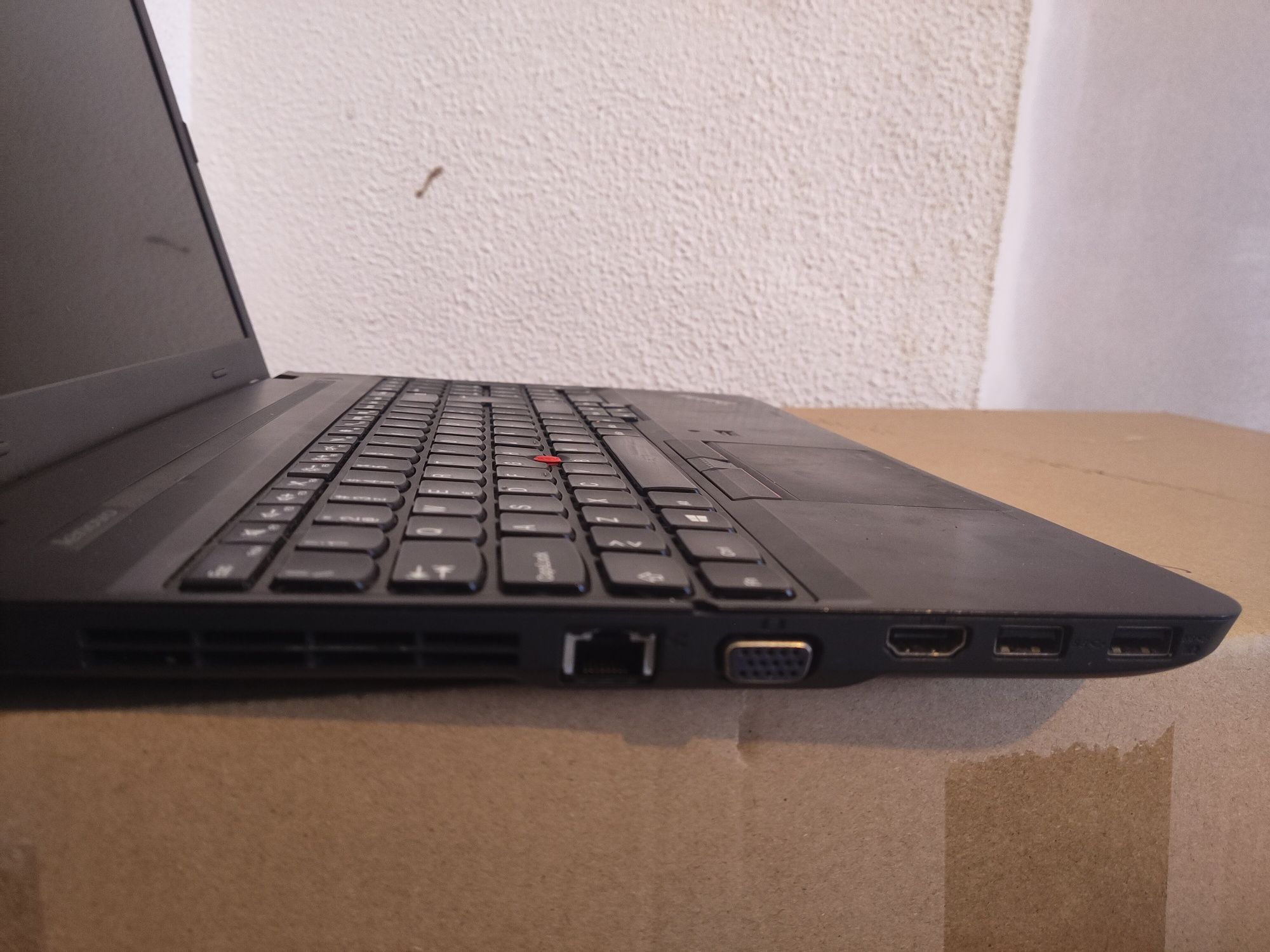 Lenovo E560 Windows 11  (i7 6th - 8GB RAM - 256 SSD) -