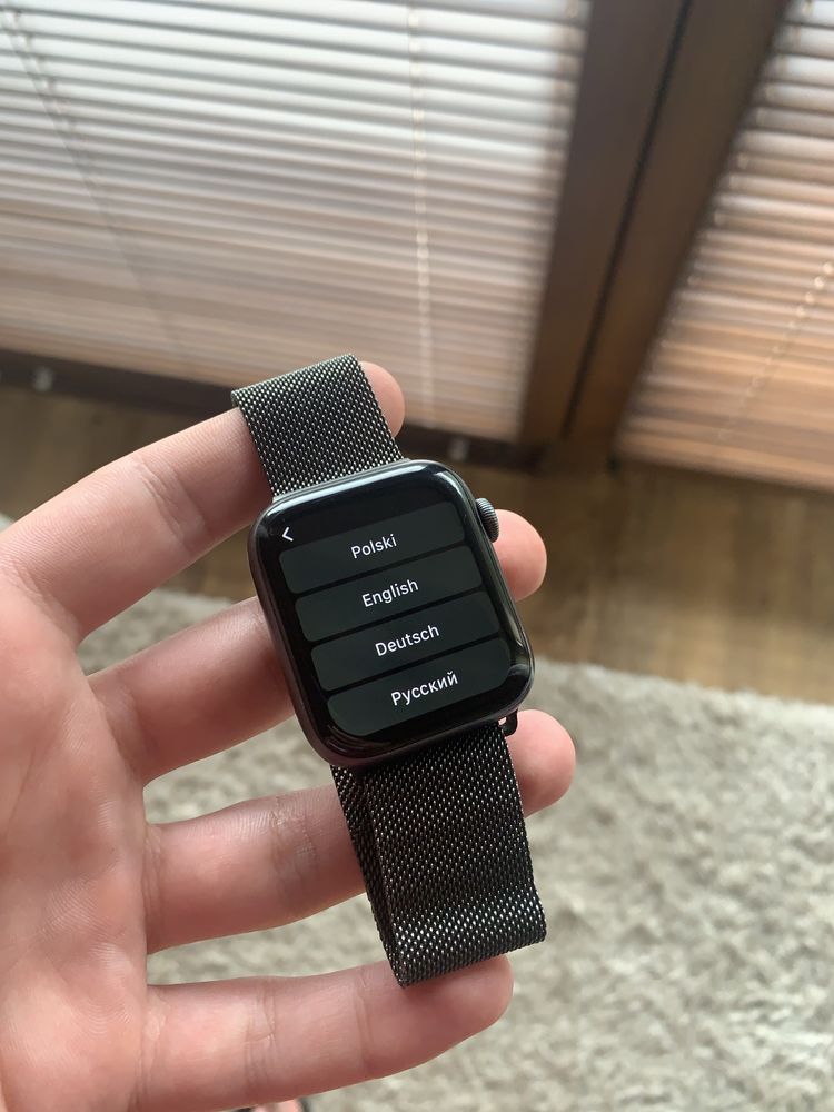 Apple Watch series 4 Nike Edition